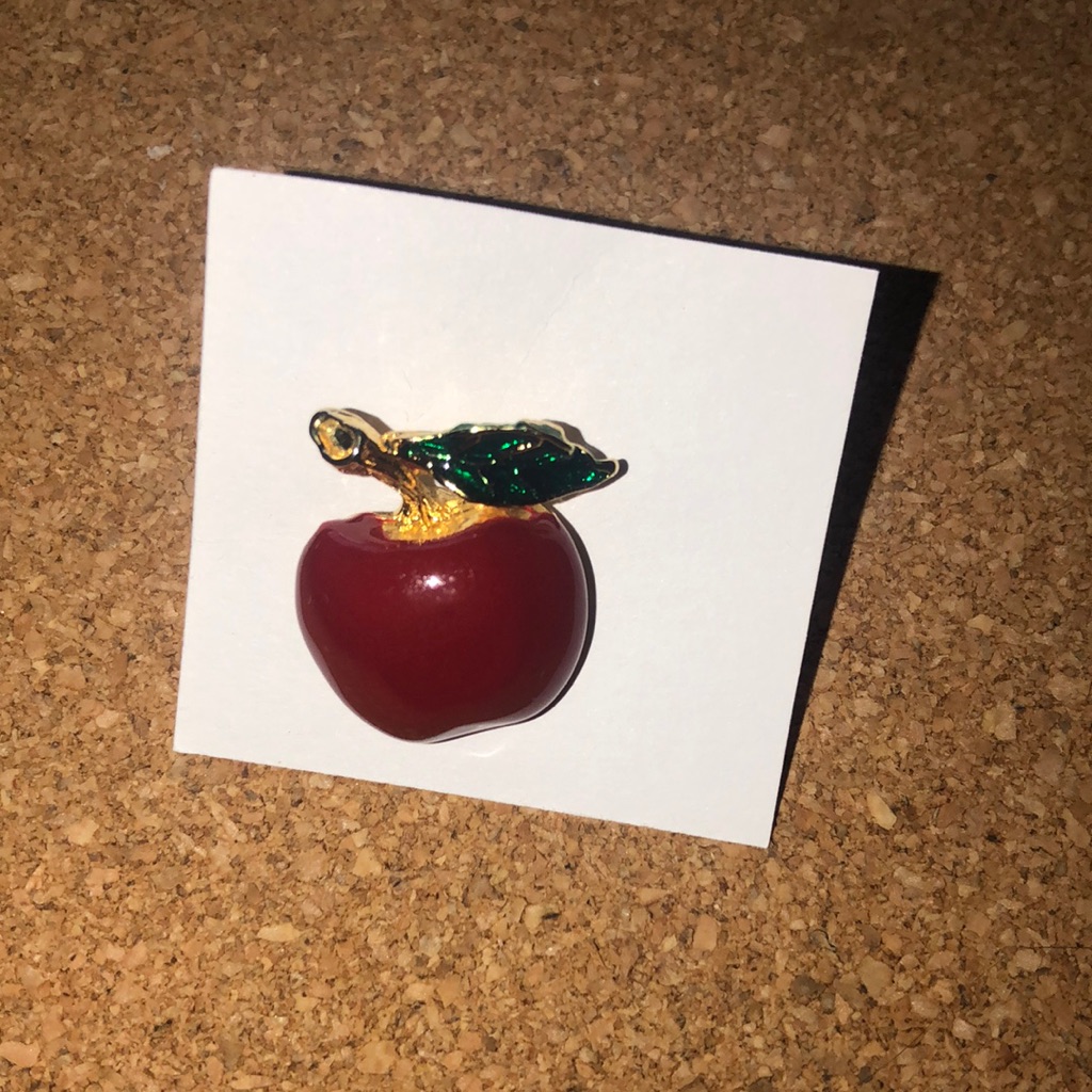 Apple Pin